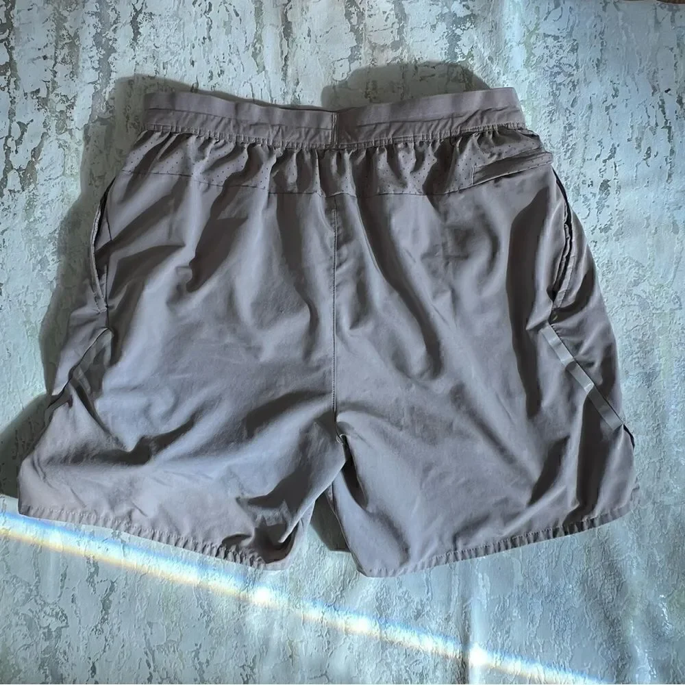Nike gently used